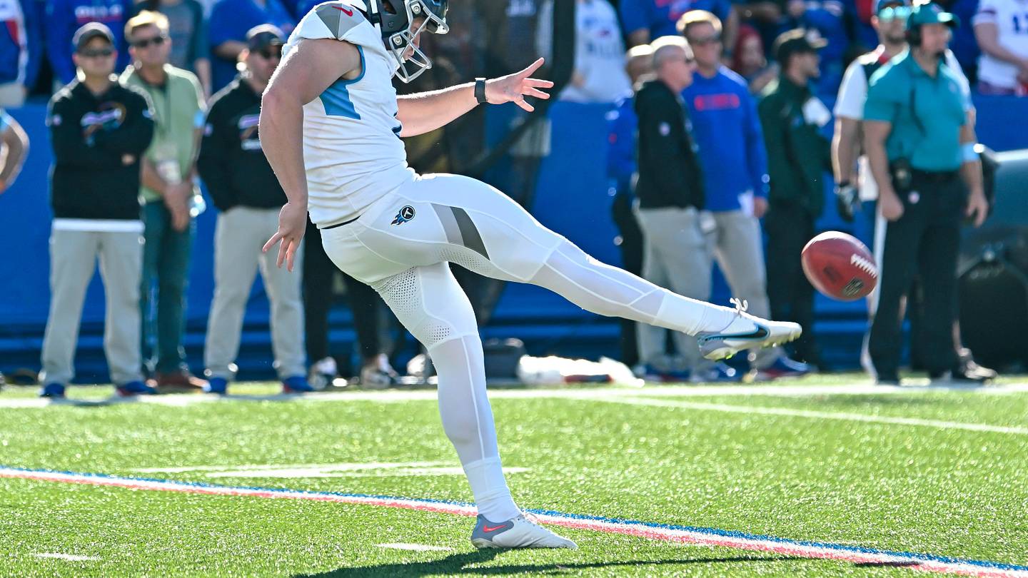 Tennessee Titans Punter Makes NFL History