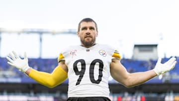 Pittsburgh Steelers v Baltimore Ravens