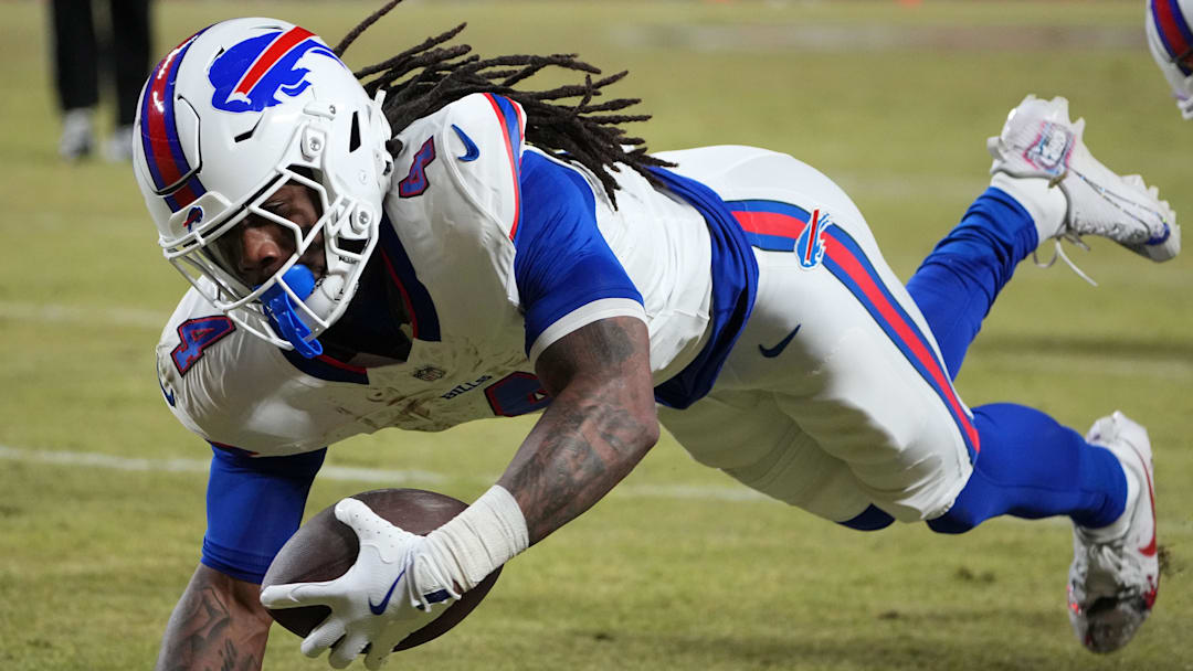 Jan 26, 2025; Kansas City, MO, USA; Buffalo Bills running back James Cook (4) dives for a touchdown against the Kansas City Chiefs in the AFC Championship game at GEHA Field at Arrowhead Stadium. Mandatory Credit: Denny Medley-Imagn Images Jan 26, 2025; Kansas City, MO, USA; Buffalo Bills running back James Cook (4) dives for a touchdown against the Kansas City Chiefs in the AFC Championship game at GEHA Field at Arrowhead Stadium. Mandatory Credit: Denny Medley-Imagn Images
