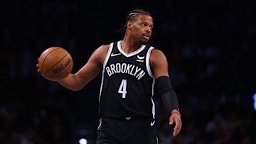 Los Angeles Lakers v Brooklyn Nets