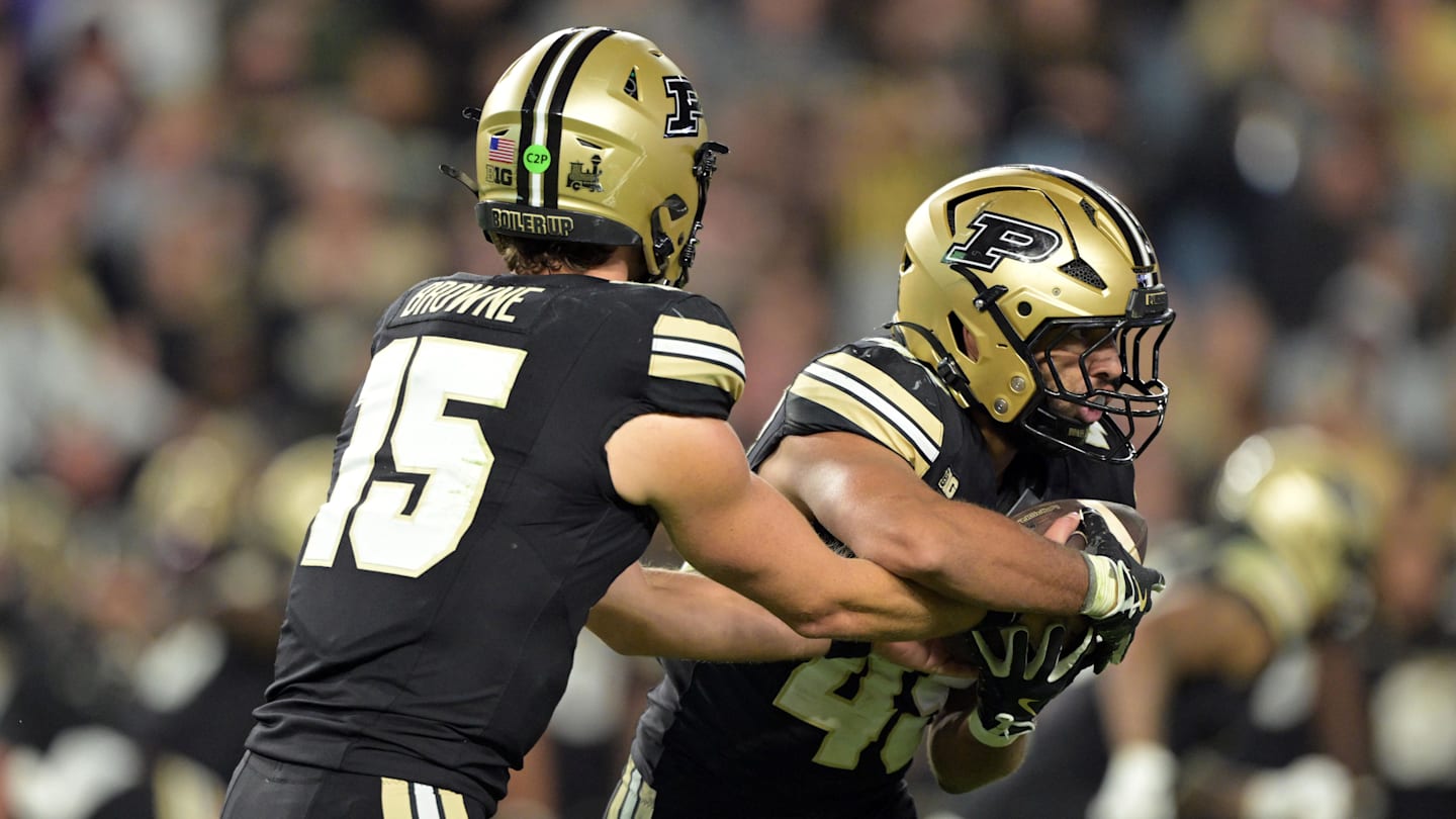 Notre Dame Dominates Purdue 56-30 with Potent Offense