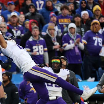Justin Jefferson reminisced on making this incredible catch against the Bills three years ago today.