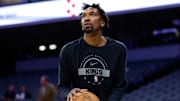 Nov 11, 2025; Sacramento, California, USA; Sacramento Kings guard Malik Monk (0) warms up before the game against the Denver Nuggets at Golden 1 Center. Mandatory Credit: Sergio Estrada-Imagn Images
