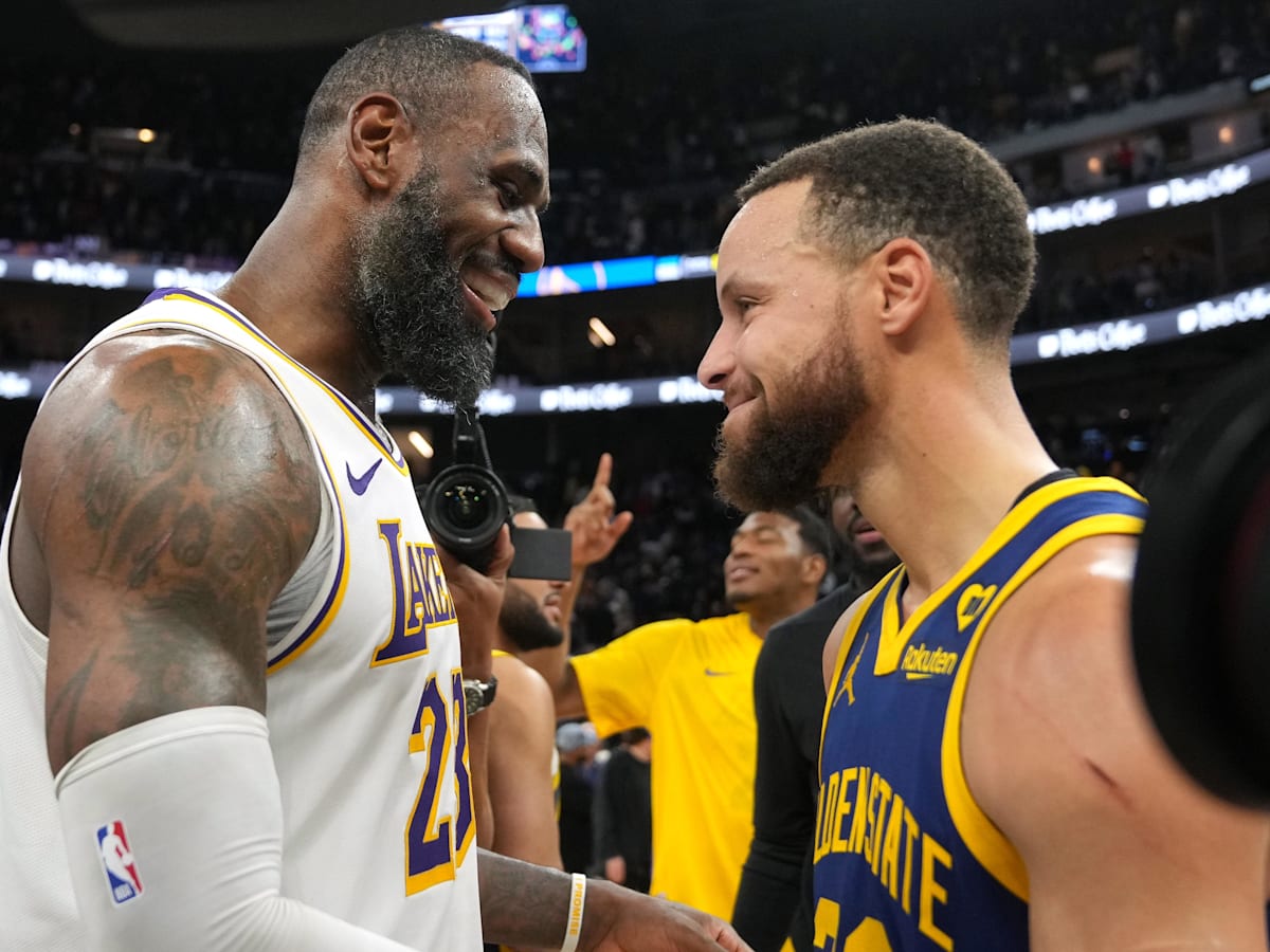 NBA Trade Idea Sends LeBron James to Golden State Warriors
