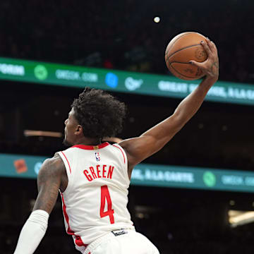 Feb 29, 2024; Phoenix, Arizona, USA; Houston Rockets guard Jalen Green (4) dunks against the Phoenix Suns during the first half at Footprint Center. Mandatory Credit: Joe Camporeale-USA TODAY Sports