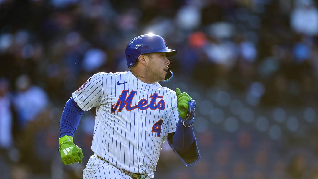 Apr 8, 2026; New York City, New York, USA; New York Mets catcher Francisco Alvarez (4) runs to first base after hitting a single against the Arizona Diamondbacks during the fifth inning at Citi Field. Mandatory Credit: John Jones-Imagn Images