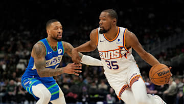 Phoenix Suns v Milwaukee Bucks