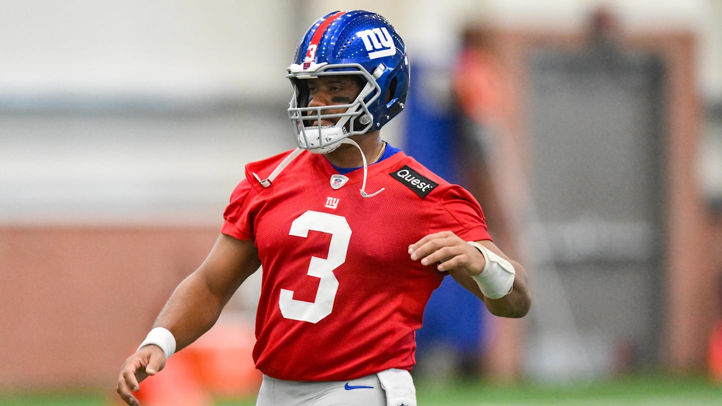 Giants Face QB Uncertainty, Injury Concerns in Camp