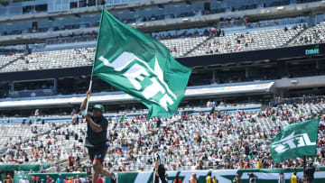 NY Jets flag bearer
