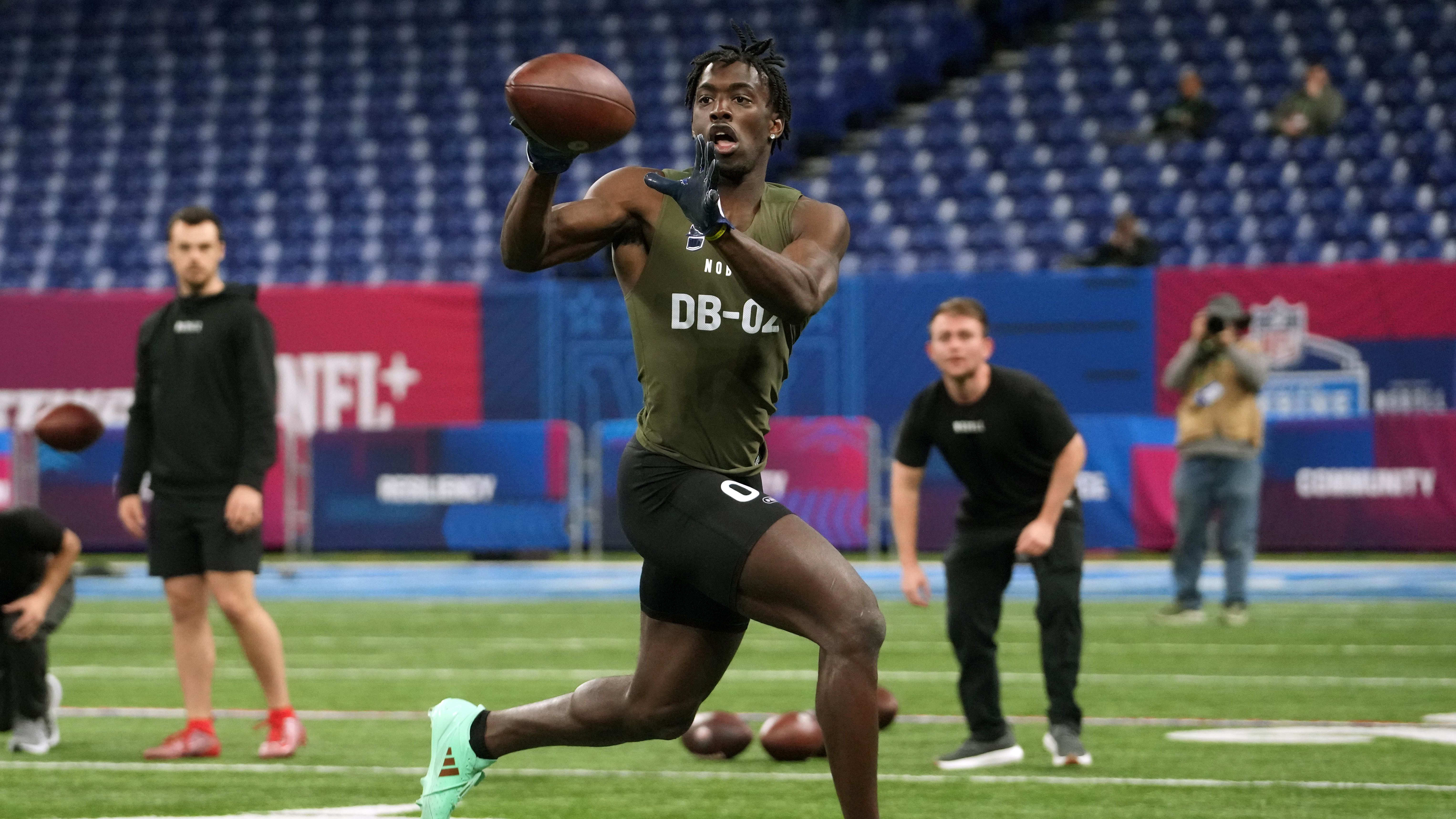 Alabama defensive back Terrion Arnold (DB02) works out during the NFL Scouting Combine.