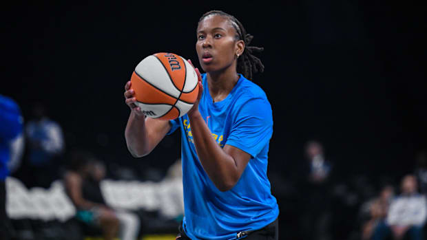 Ariel Atkins, Chicago Sky guard