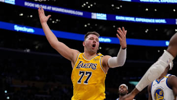 Golden State Warriors v Los Angeles Lakers
