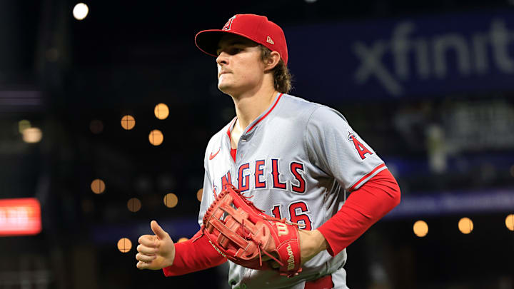Los Angeles Angels v Chicago White Sox