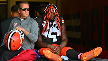 Deshaun Watson es sacado en camilla del campo de juego, tras lesionarse