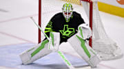 Mar 22, 2025; Dallas, Texas, USA; Dallas Stars goaltender Jake Oettinger (29) faces the Philadelphia Flyers attack during the first period at the American Airlines Center. Mandatory Credit: Jerome Miron-Imagn Images