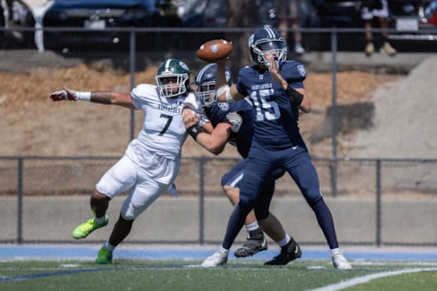 Marin Catholic vs. Manteca in California Varsity high school football showdown- Sep. 16, 2025