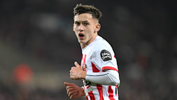 Bayern Munich hold interest in English wonderkid Chris Rigg.