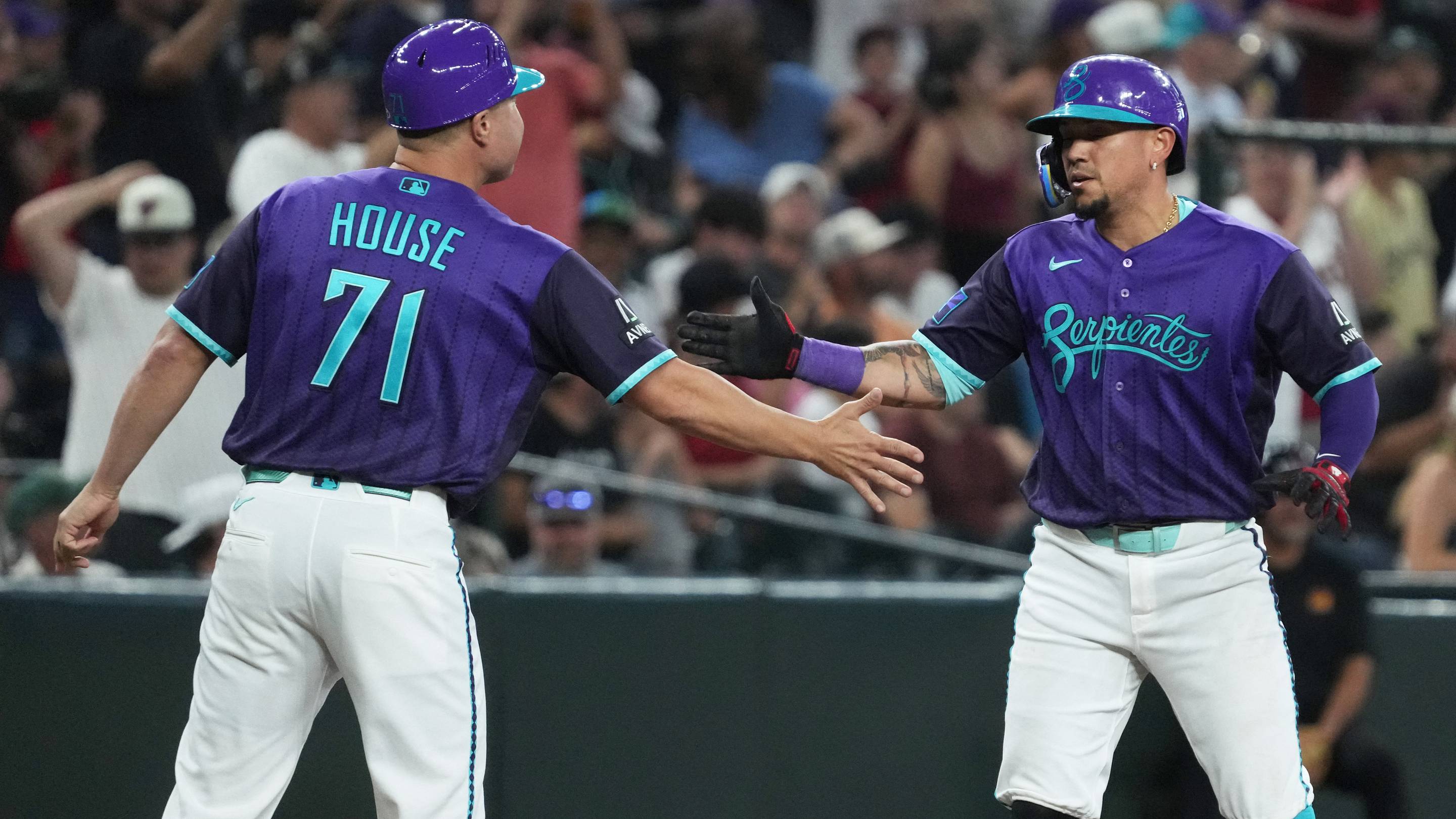Diamondbacks' Comeback Win vs Reds Was Massive for Playoff Hopes
