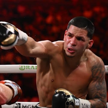 Edgar Berlanga throws a straight right-hand vs Canelo Alvarez