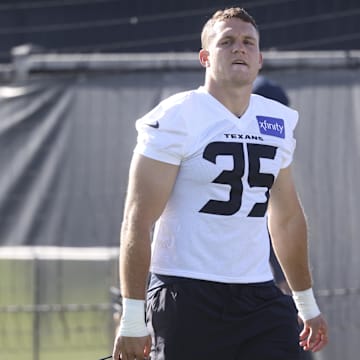 Jul 23, 2025; Houston, TX, USA;  Houston Texans linebacker Jake Hansen (35) during training camp at Houston Methodist Training Center. Mandatory Credit: Troy Taormina-Imagn Images