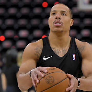 Mar 21, 2025; Inglewood, California, USA;  Memphis Grizzlies guard Desmond Bane (22) warms up prior to the game against the Los Angeles Clippers at Intuit Dome. Mandatory Credit: Jayne Kamin-Oncea-Imagn Images