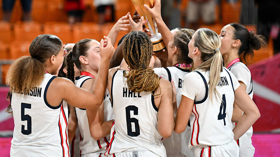 Team USA celebrates winning the U-19 Women's World Cup