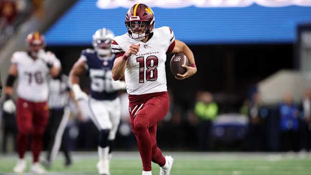 Mariota has played a significant role in Washington’s 12–5 season.