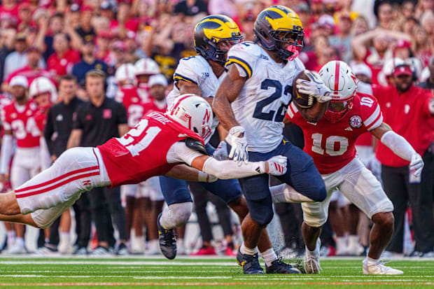 #21 Michigan put out the blueprint on how to beat Nebraska in 2025, and the recipe calls for a lot of "ground and pound" foot