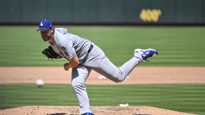 Los Angeles Dodgers starting pitcher Clayton Kershaw (22) pitches against the St. Louis Cardinals during the fifth inning at Busch Stadium on June 8. 