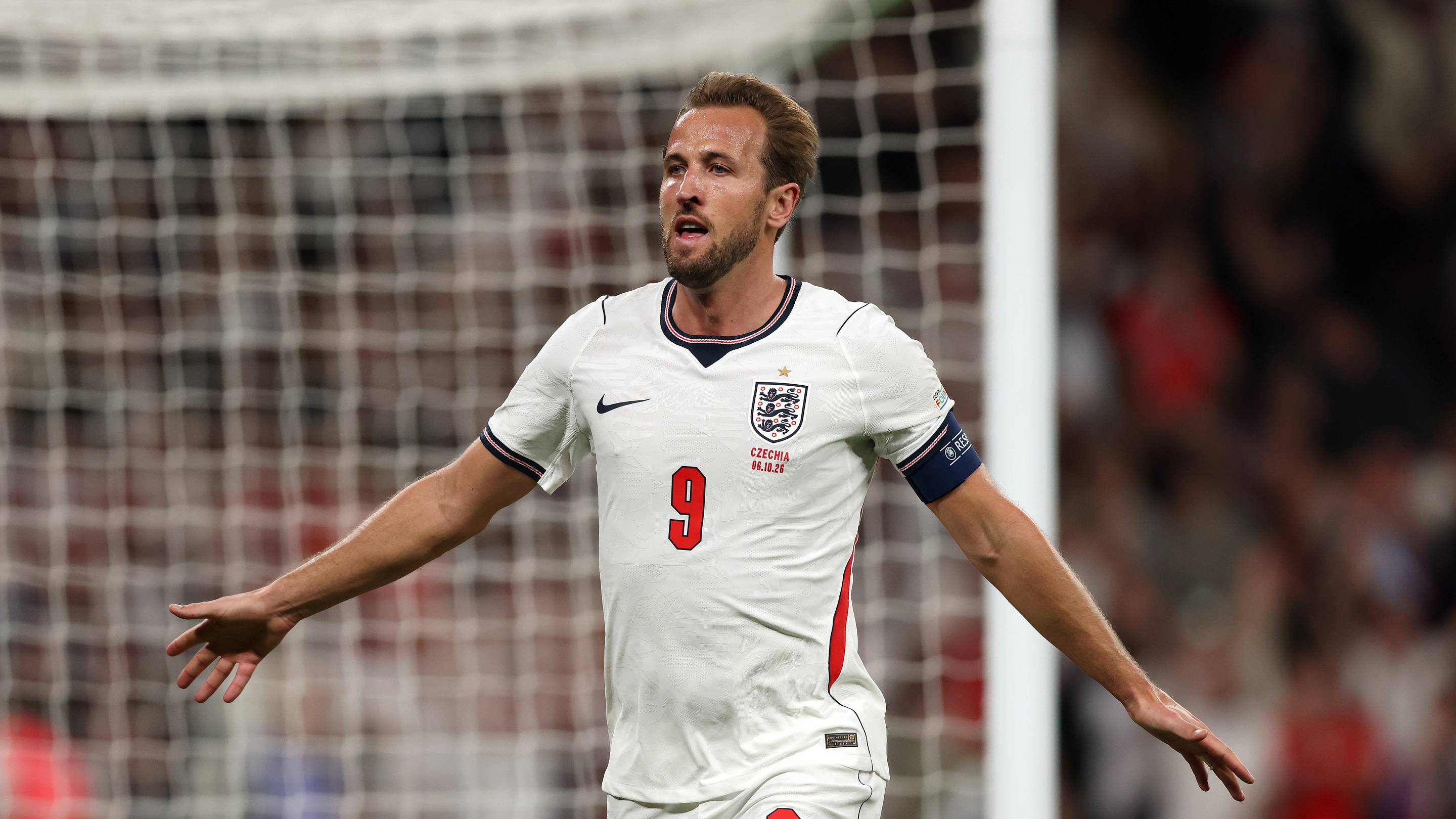 Chris Sutton highlights what Manchester United have that Tottenham are missing since Harry Kane and Son Heung-min