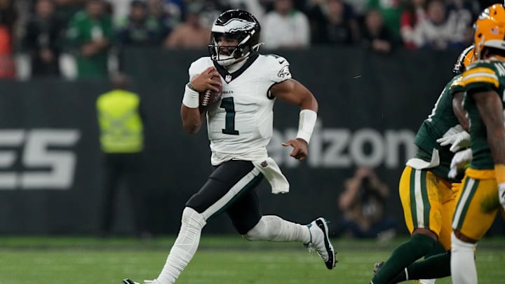 Sep 6, 2024; Sao Paulo, BRA; Philadelphia Eagles quarterback Jalen Hurts (1) during the first quarter against the Green Bay Packers at Neo Quimica Arena. Mandatory Credit: Kirby Lee-Imagn Images