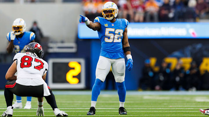 Tampa Bay Buccaneers v Los Angeles Chargers