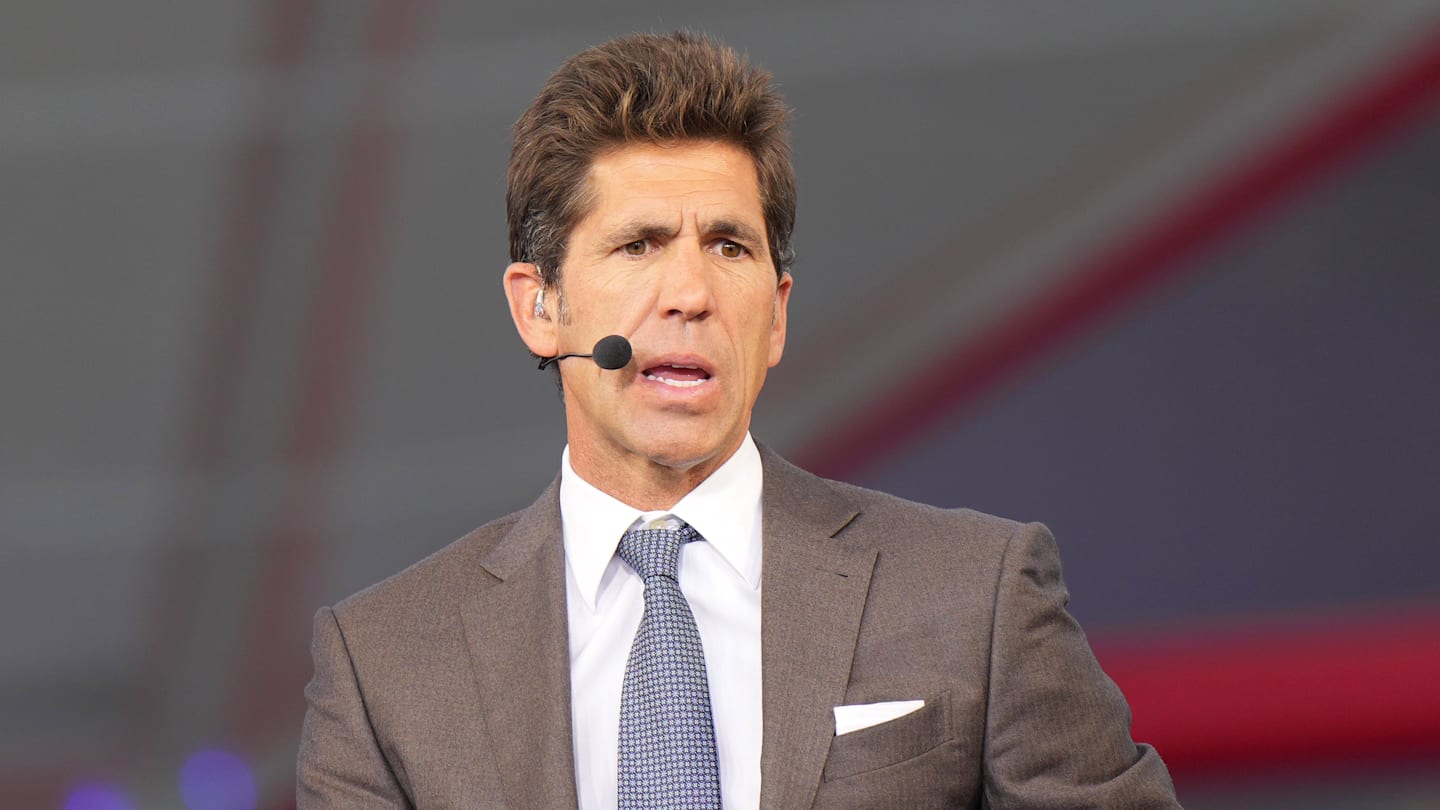 Ex-Warriors GM Bob Myers Finds New Role in Sports
