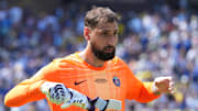 Gigio Donnarumma hésite toujours à partir.