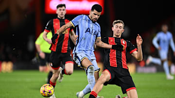 Dean Hujisen in action against Spurs
