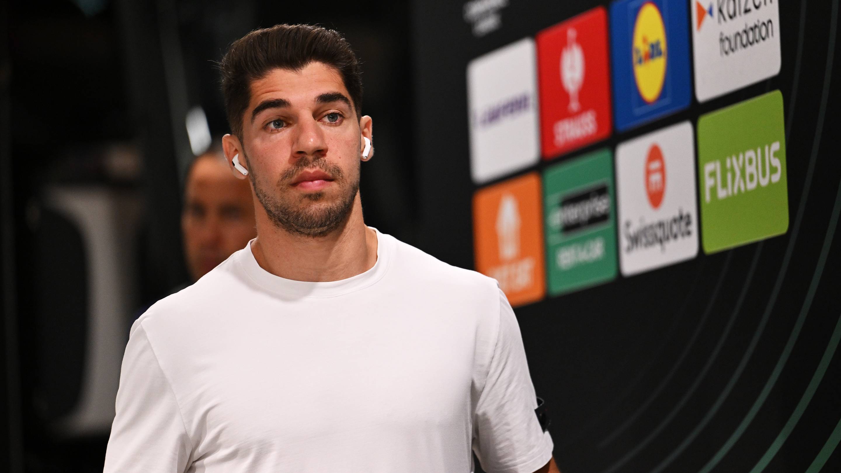 Manor Solomon's agent just went on a no holds barred rant about Tottenham