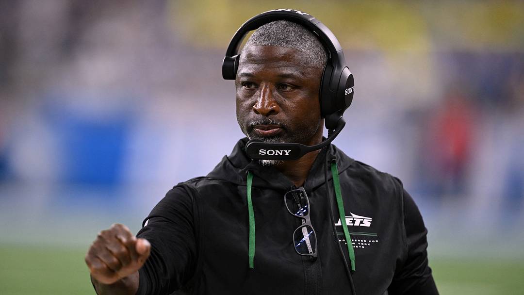 Aaron Glenn in trending up on Kalshi's NFL coach fired market