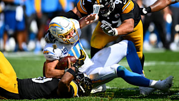 Los Angeles Chargers v Pittsburgh Steelers