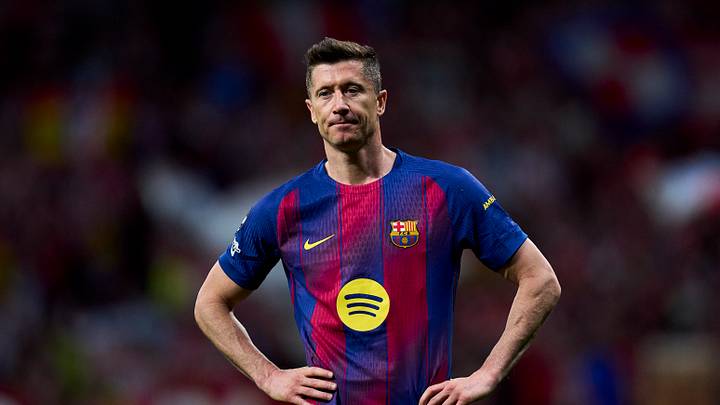 L'avenir de Robert Lewandowski avec le FC Barcelone se précise. L'avenir de Robert Lewandowski avec le FC Barcelone se précise.