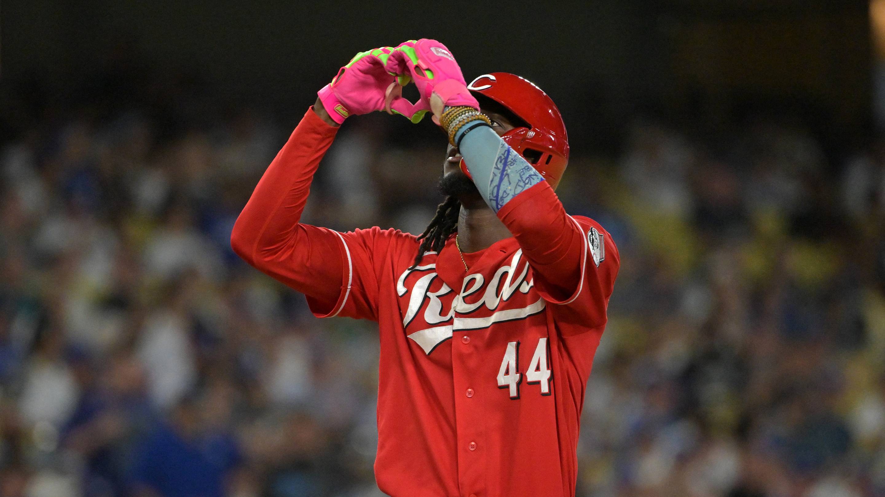 Elly De La Cruz Sets Reds Record as Historic Home Run Streak Continues