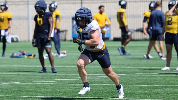 West Virginia University linebacker Caden Biser