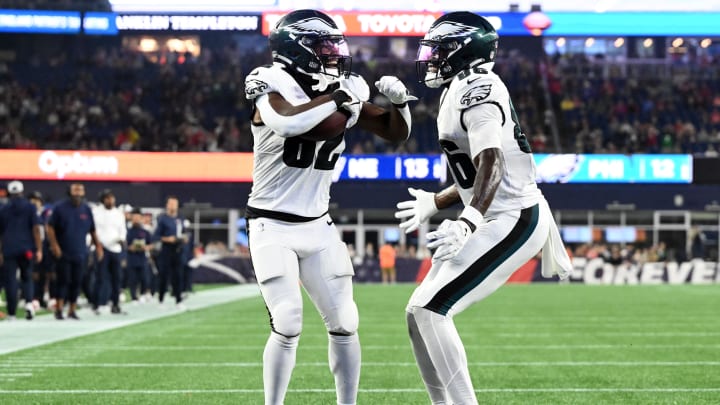 Ainias Smith (82), Joseph Ngata (86), Philadelphia Eagles