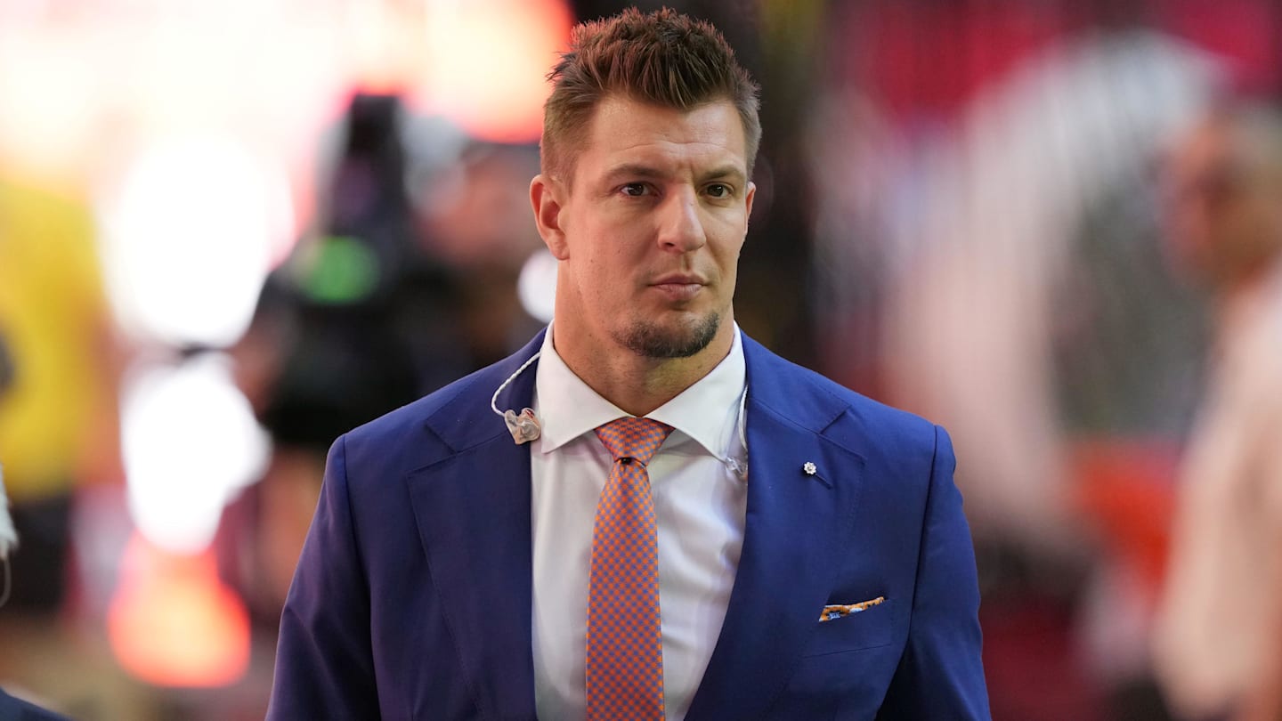 Gronkowski Confident Patriots Will Beat Steelers 2025