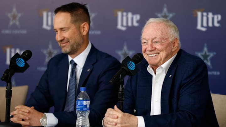 Dallas Cowboys HC Brian Schottenheimer, owner Jerry Jones