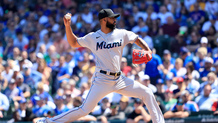 Miami Marlins v Chicago Cubs