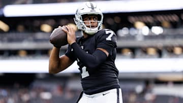 Tennessee Titans v Las Vegas Raiders