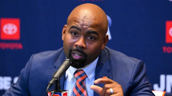 A top national analyst recently dished on the upside of Syracuse football 2025 3-star pledge Jaylen Pray from Connecticut.