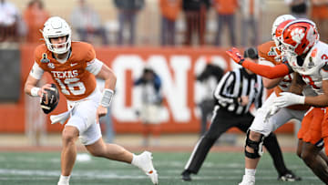 Arch Manning, Texas football