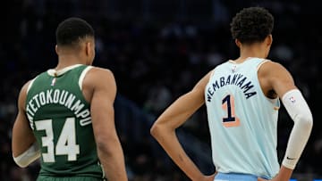 San Antonio Spurs v Milwaukee Bucks