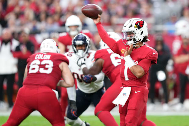 Kyler Murray and the Cardinals routed the Bears on Sunday.
